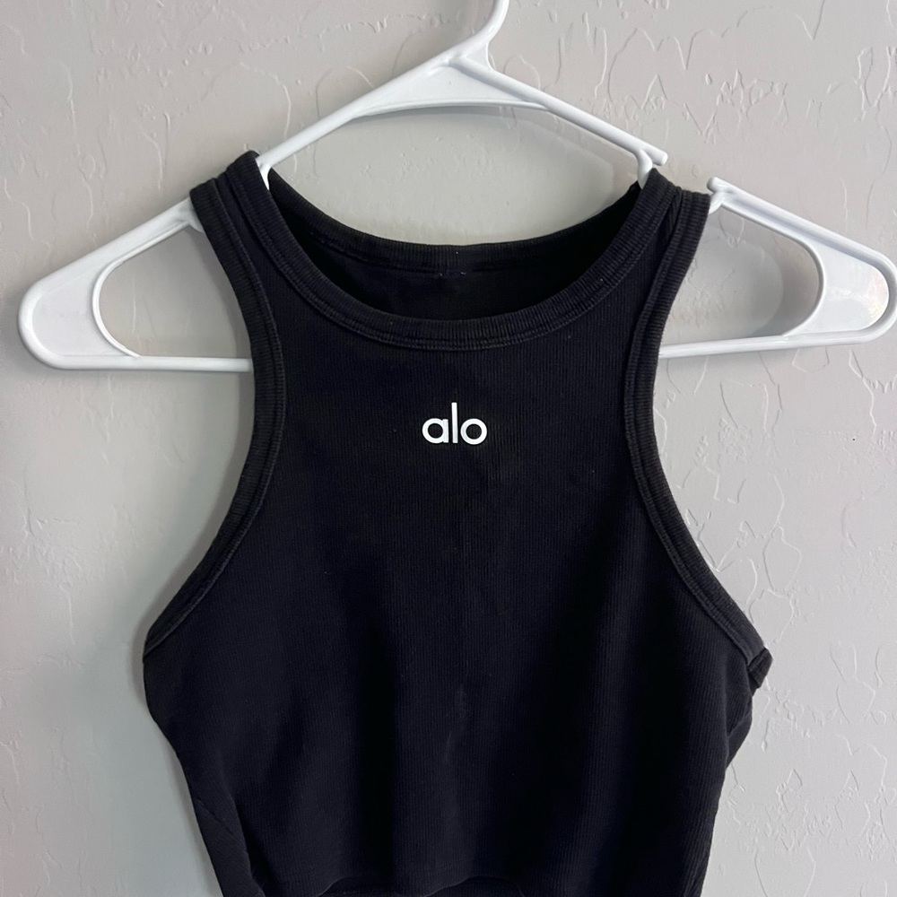 ALO Yoga Women's Black Tank Top